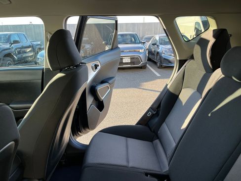 Used 2025 Kia Soul LX w/ LX Technology Package image 37