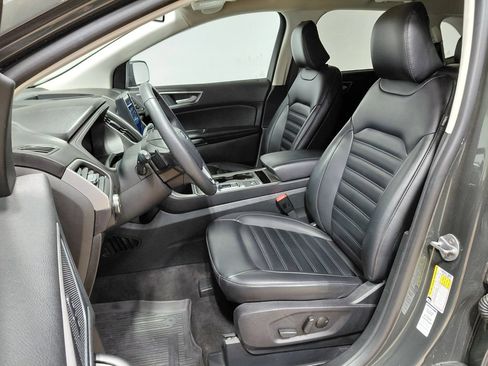 Used 2024 Ford Edge SEL w/ Convenience Package AWD/4WD image 3