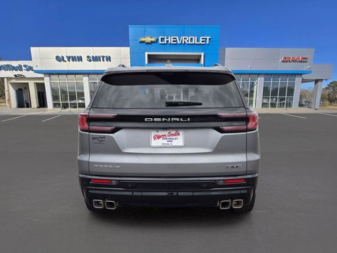 Used 2026 GMC Acadia Denali Ultimate FWD image 8