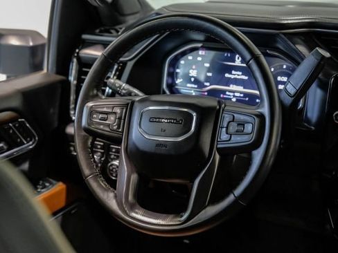 Used 2024 GMC Sierra 2500 Denali Ultimate AWD/4WD image 23