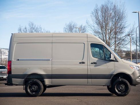 New 2025 Mercedes-Benz Sprinter 2500 image 6