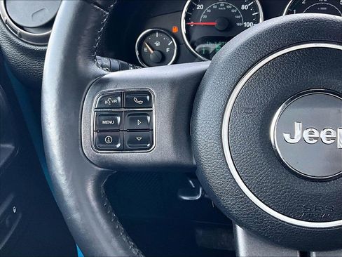 Used 2017 Jeep Wrangler Sport image 15