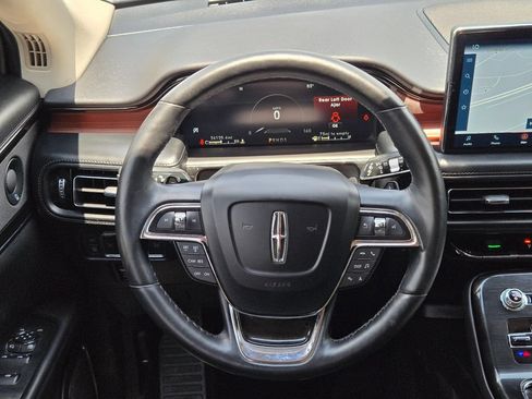 Used 2021 Lincoln Nautilus Reserve AWD/4WD image 18