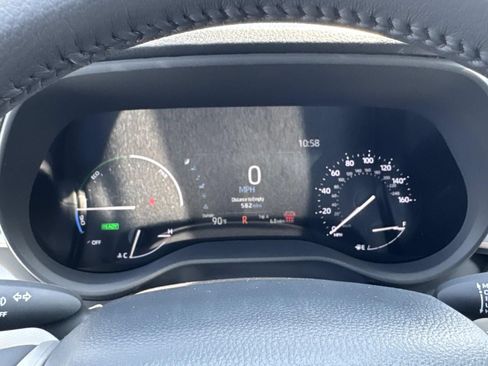 New 2026 Toyota Sienna XLE FWD image 18