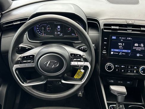 Used 2023 Hyundai Santa Cruz SE image 13