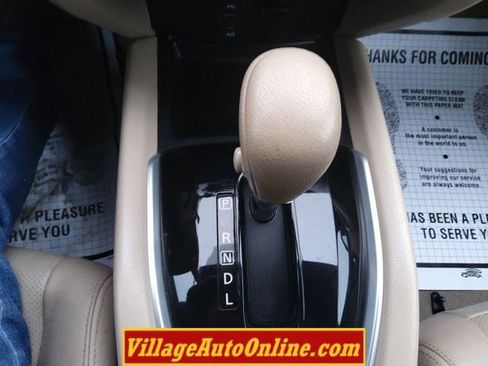 Used 2015 Nissan Rogue SL w/ SL Premium Package image 45