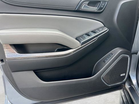 Used 2019 Chevrolet Tahoe LT RWD image 16