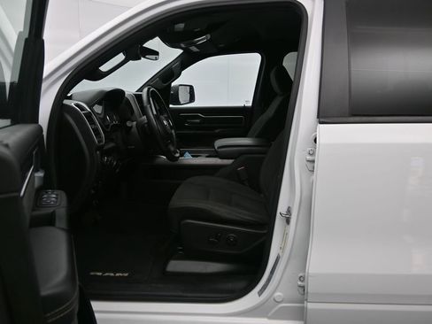 Used 2019 RAM 1500 Big Horn AWD/4WD image 20
