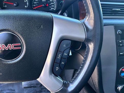 Used 2014 GMC Yukon XL SLT image 12