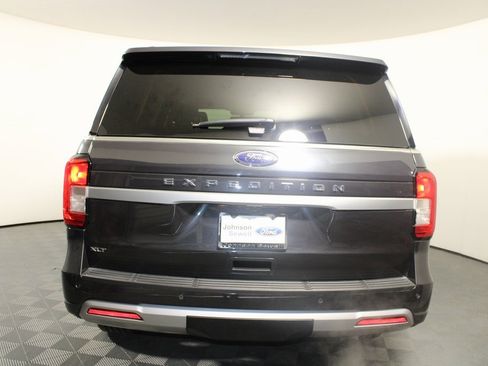 Certified 2024 Ford Expedition XLT image 6