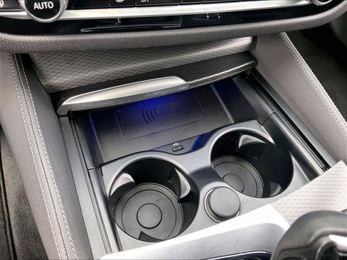 Used 2023 BMW 530i w/ M Sport Package image 34