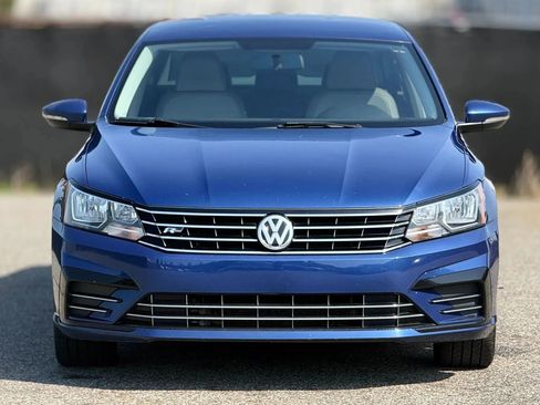 Used 2017 Volkswagen Passat 1.8T R-Line image 5