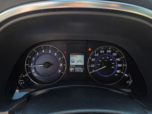 Used 2017 INFINITI QX70 2WD w/ Limited Package image 15