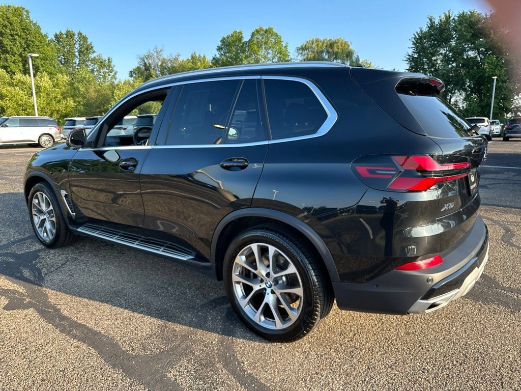 Used 2026 BMW X5 xDrive40i AWD/4WD image 10