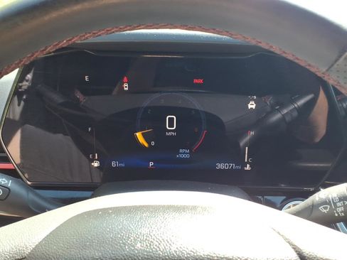 Used 2024 Chevrolet Trax RS w/ Driver Confidence Package FWD image 19