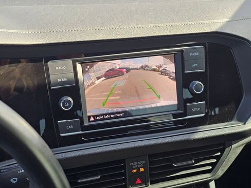 Used 2019 Volkswagen Jetta SE FWD image 34