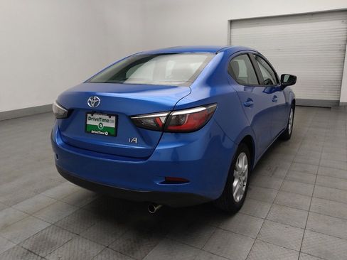 Used 2017 Toyota Yaris iA image 9