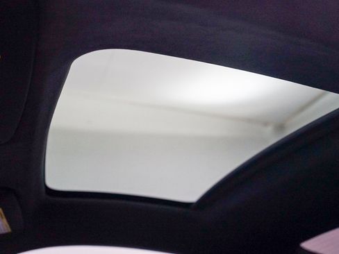 Used 2022 Porsche 911 Turbo S image 40