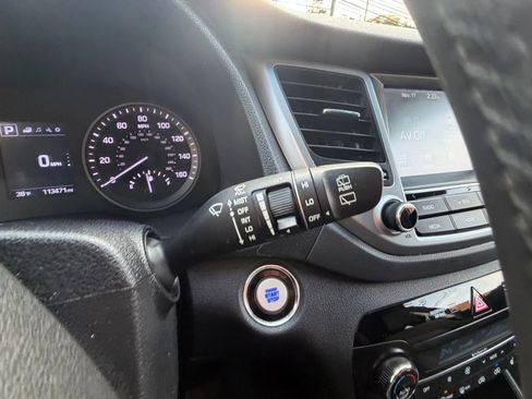 Used 2018 Hyundai Tucson Value w/ Cargo Package image 15