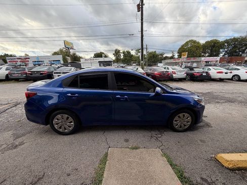 Used 2019 Kia Rio S image 6