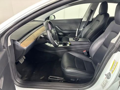 Used 2018 Tesla Model 3 Long Range image 11