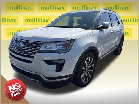 Used 2018 Ford Explorer Platinum AWD/4WD image 1