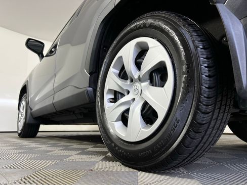 Certified 2020 Toyota RAV4 LE image 23