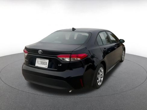 Used 2025 Toyota Corolla LE image 12