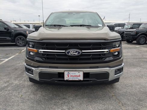 New 2026 Ford F150 XLT w/ Equipment Group 301A Standard image 9