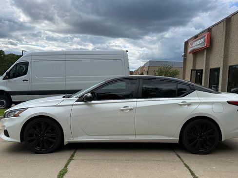 Used 2021 Nissan Altima 2.5 SR FWD image 4