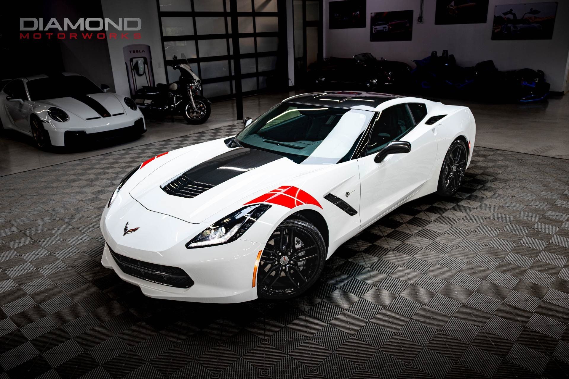Used 2019 Chevrolet Corvette Stingray Coupe w/ 1LT RWD image 7