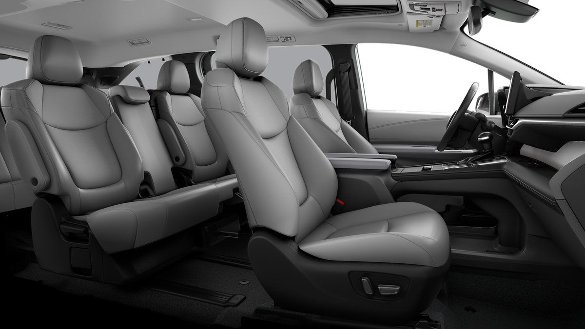 Certified 2026 Toyota Sienna XLE FWD image 50