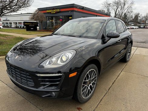 Used 2015 Porsche Macan S image 1