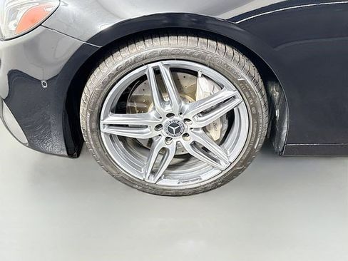 Used 2019 Mercedes-Benz E 300 image 42