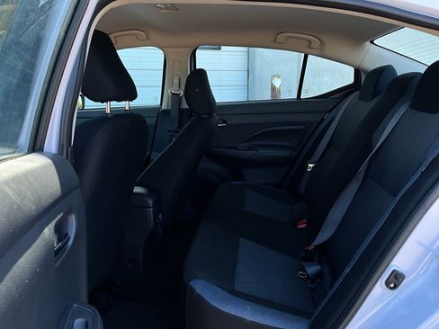 Used 2025 Nissan Versa SV image 11