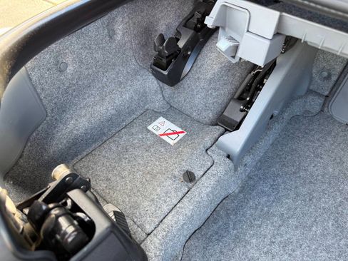 Used 2011 BMW 335is Convertible image 38