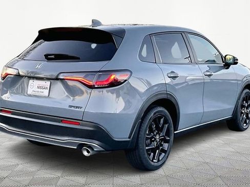 Used 2024 Honda HR-V Sport image 5