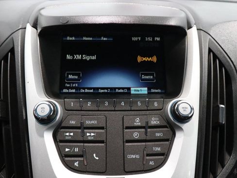 Used 2016 Chevrolet Equinox LS FWD image 18