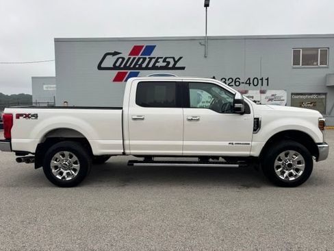 Used 2019 Ford F250 Lariat w/ Lariat Ultimate Package AWD/4WD image 6
