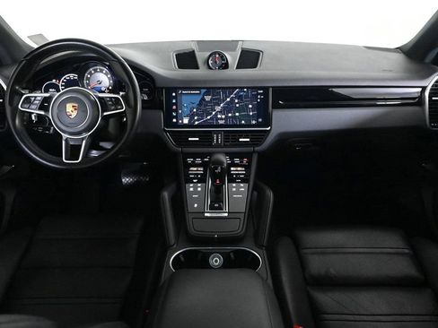 Certified 2023 Porsche Cayenne image 11