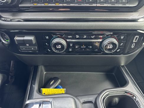 Certified 2024 Chevrolet Silverado 1500 ZR2 w/ Technology Package AWD/4WD image 18