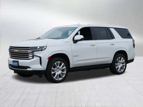Certified 2024 Chevrolet Tahoe High Country w/ Advanced Technology Package image 3