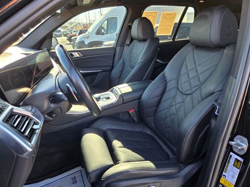 Used 2024 BMW X5 xDrive40i w/ M Sport Package image 16