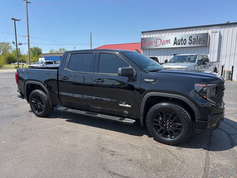 Used 2023 GMC Sierra 1500 Elevation AWD/4WD image 2