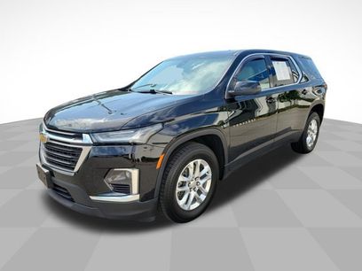 Used 2023 Chevrolet Traverse LS