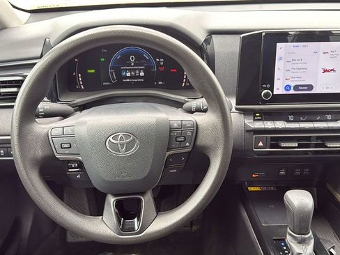 Certified 2025 Toyota Camry LE image 27
