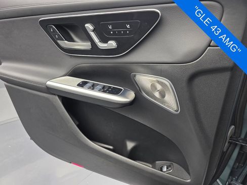 Used 2025 Mercedes-Benz GLC 43 AMG 4MATIC image 23