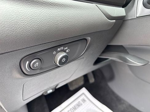 Used 2024 Buick Encore GX Preferred FWD image 20