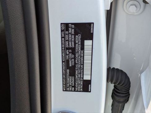 New 2026 Volvo XC40 B5 Ultra w/ Climate Package image 15