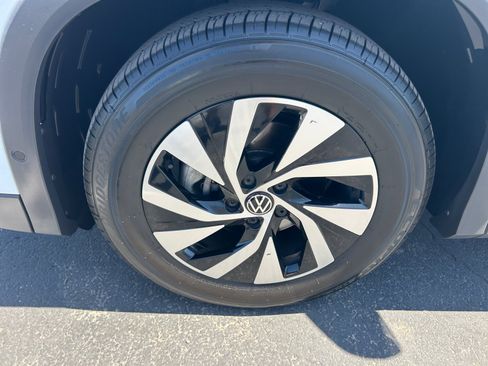 Certified 2026 Volkswagen Tiguan S FWD image 25